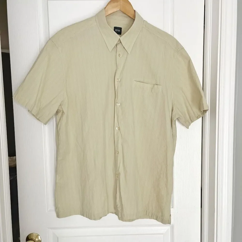 Hugo Boss Cotton Short Sleeve Button Collared Lightweight Pocket Dress Shirt